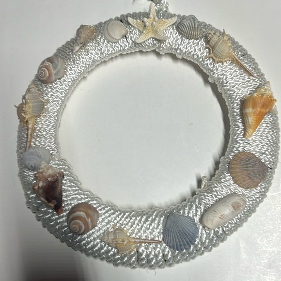 Wreath Seashells and Rope - Picture 1 of 11